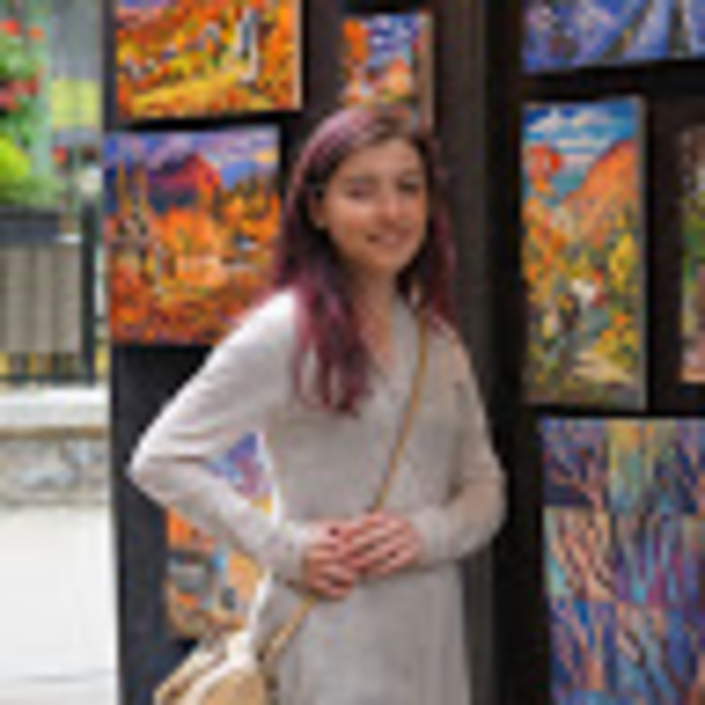 Meet your Posher, Lorena
